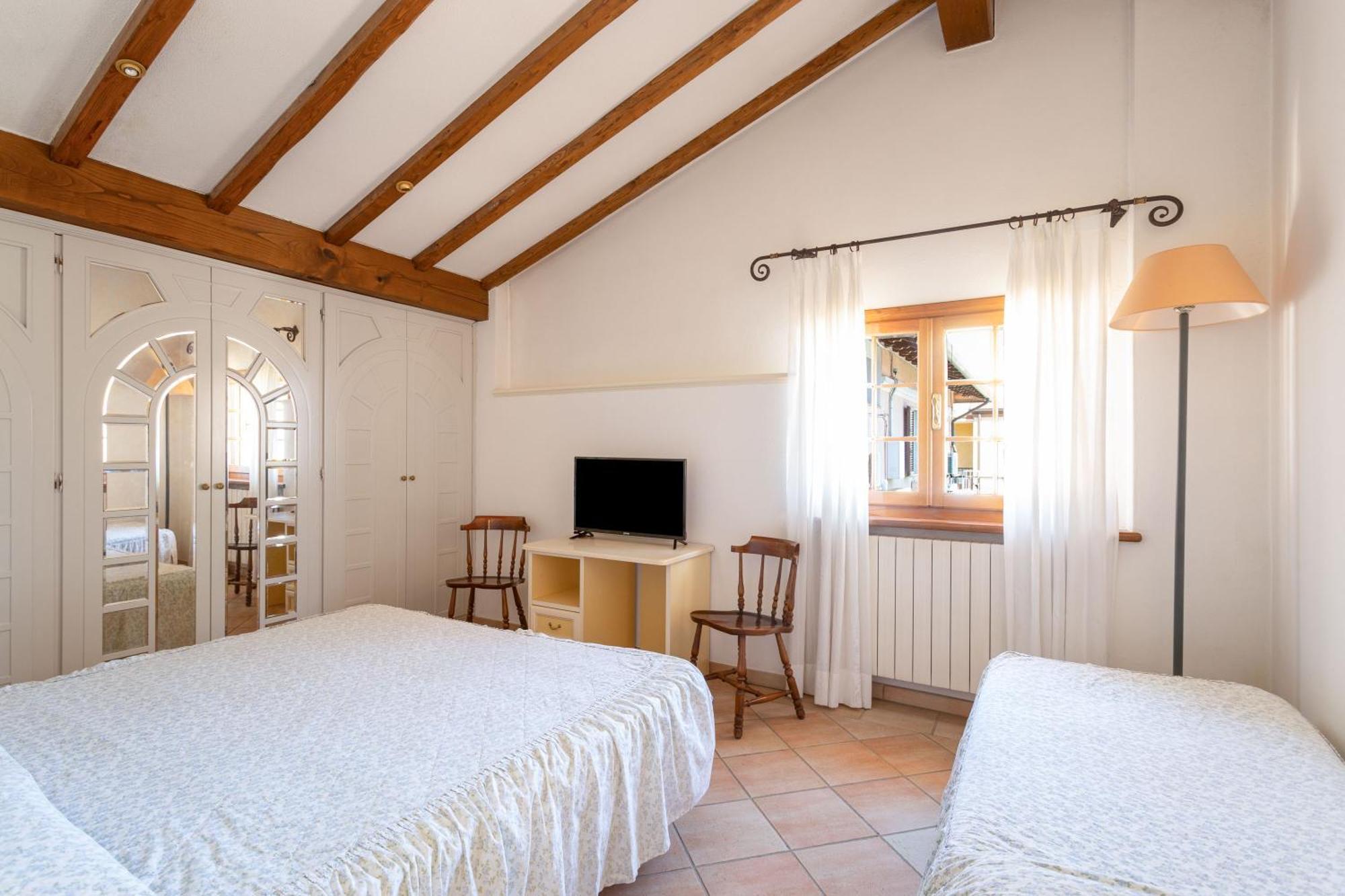 Hotel Sonia Forte dei Marmi Buitenkant foto