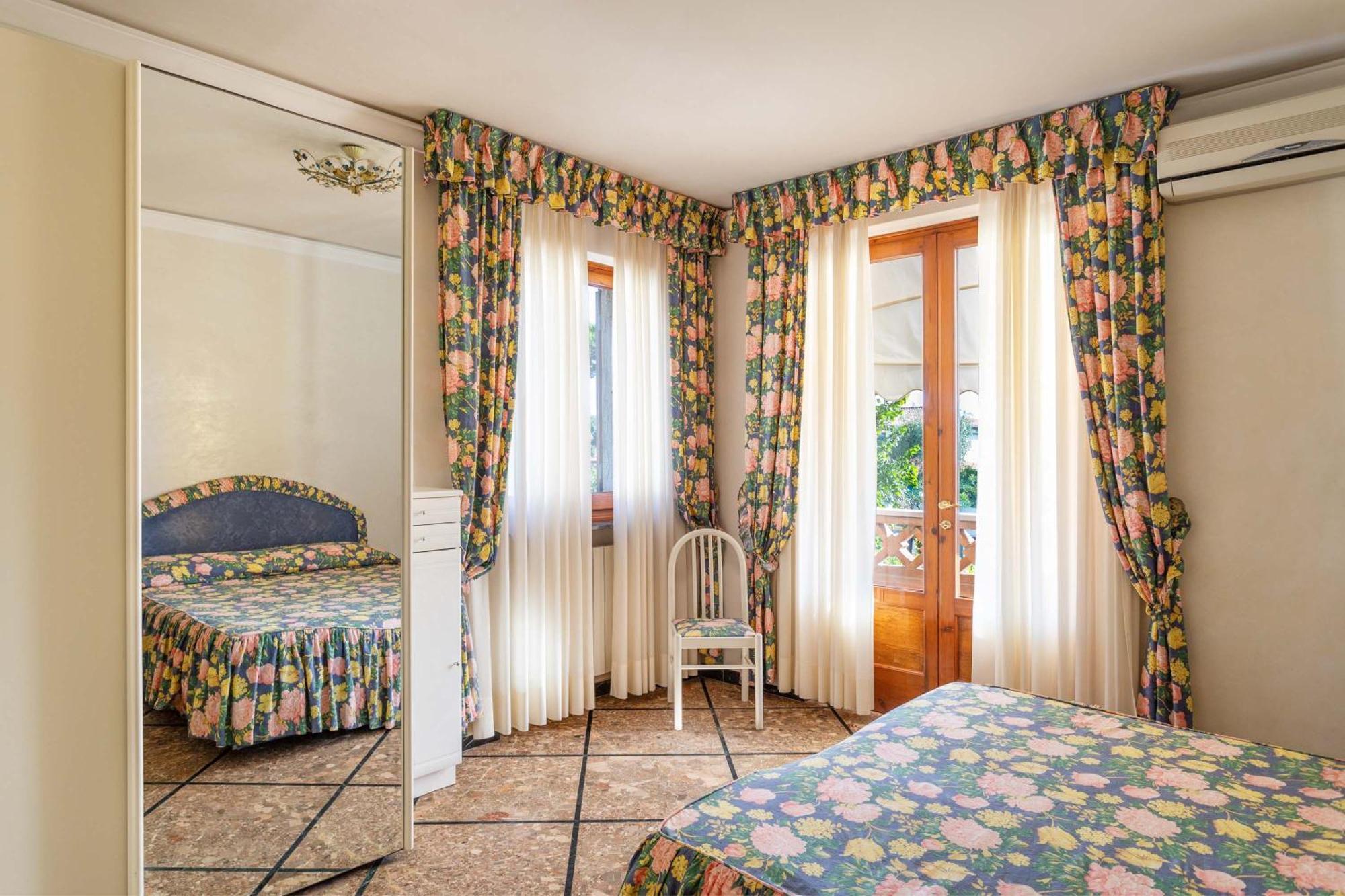 Hotel Sonia Forte dei Marmi Buitenkant foto