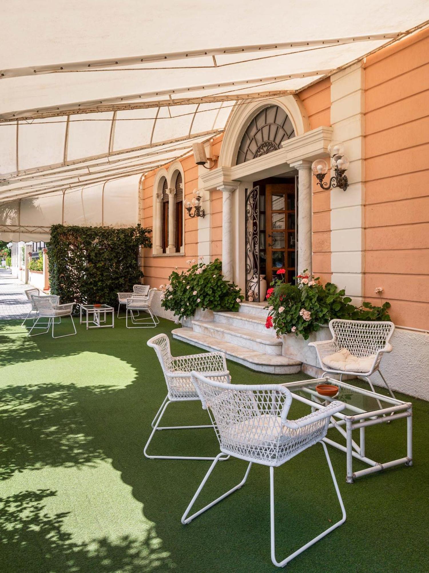 Hotel Sonia Forte dei Marmi Buitenkant foto